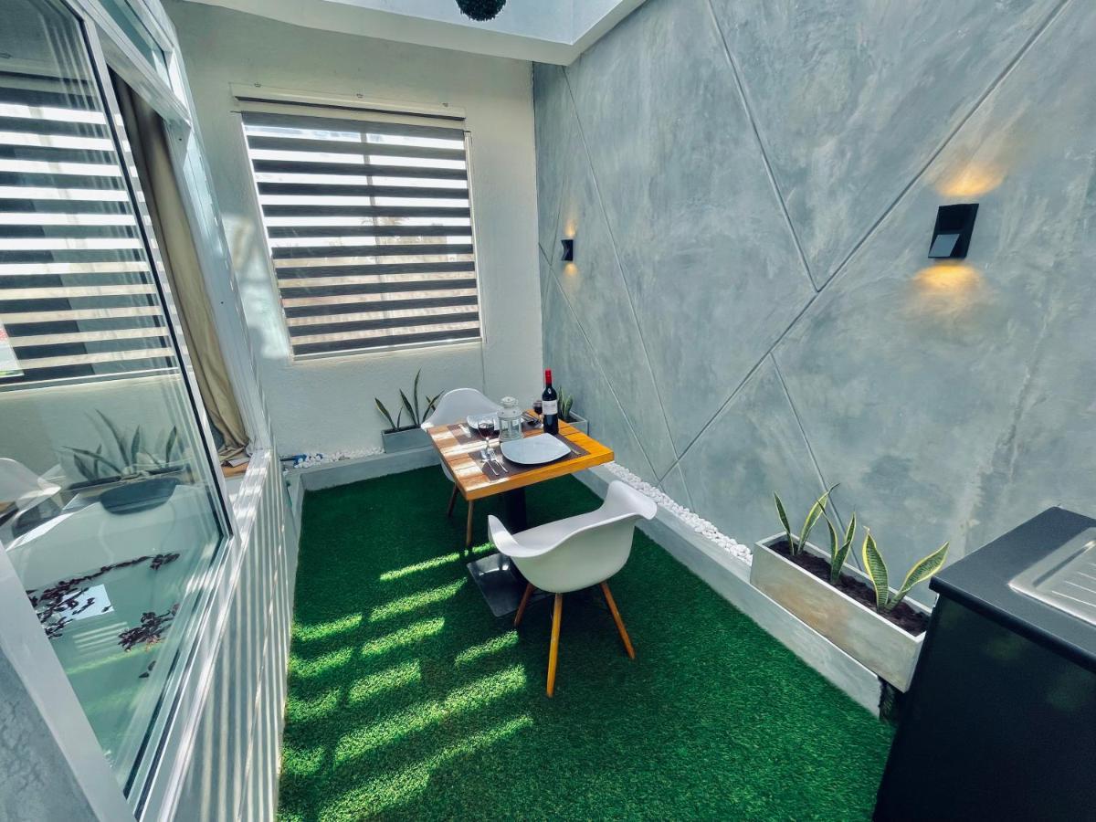 8 Plus Motels 尼甘布 外观 照片
